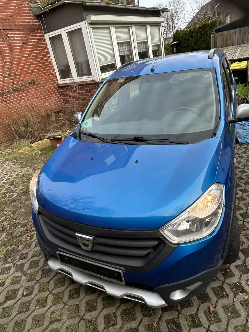 Dacia Lodgy TCe 115 Stepway - 1