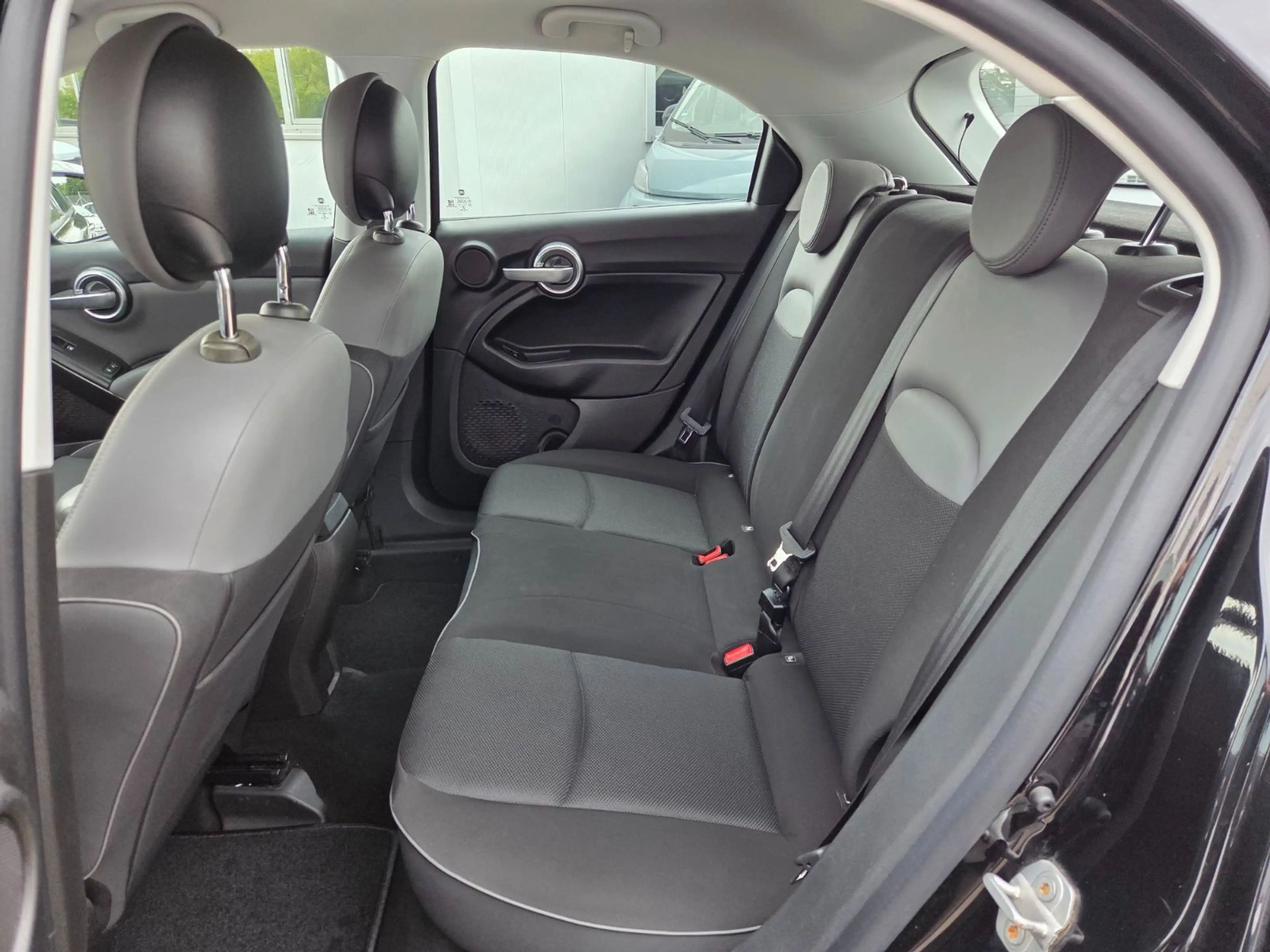 Fiat 500X Pop Star 1.6 E-TorQ (110PS) MT — photo 12