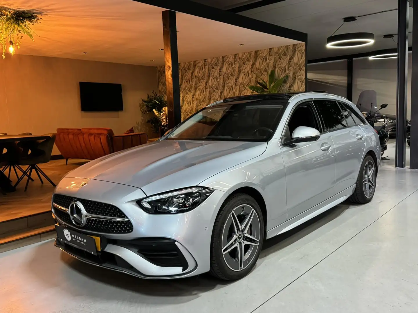 Mercedes-Benz C 300 Estate e AMG Line Garantie Trekhaak Massage Pano A Grijs - 2