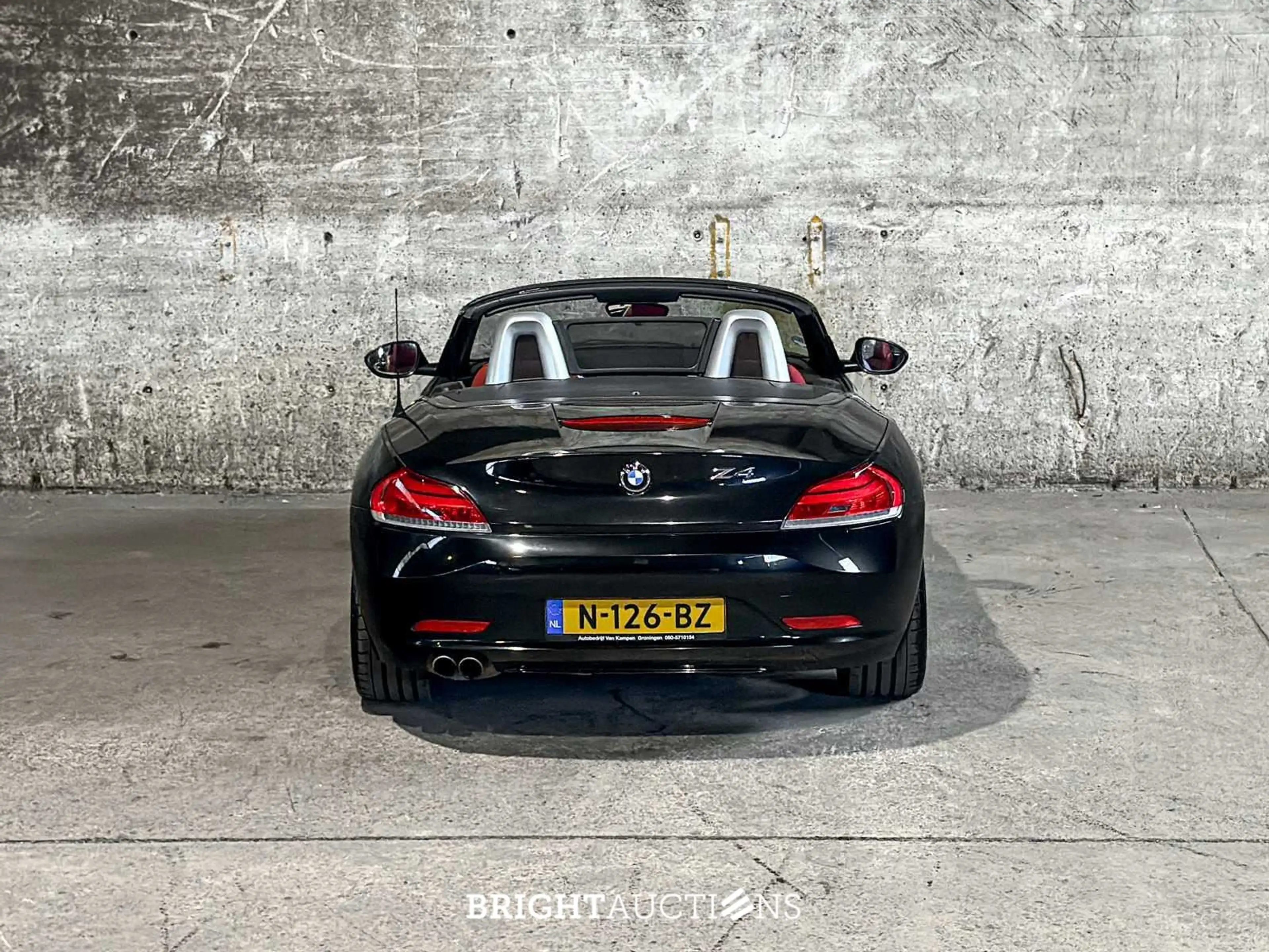 BMW Z4 Roadster sDrive23i Executive — photo 14