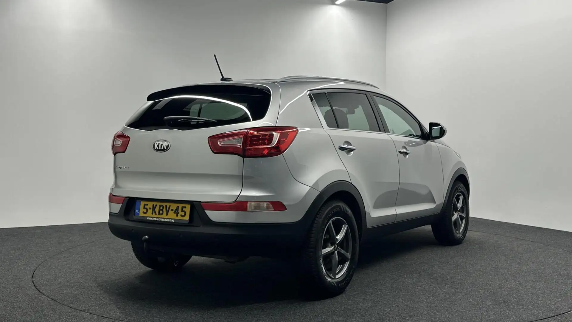 Kia Sportage 2.0 Super Pack TREKHAAK LM CRUISE ECC NAVIGATIE. Grijs - 2