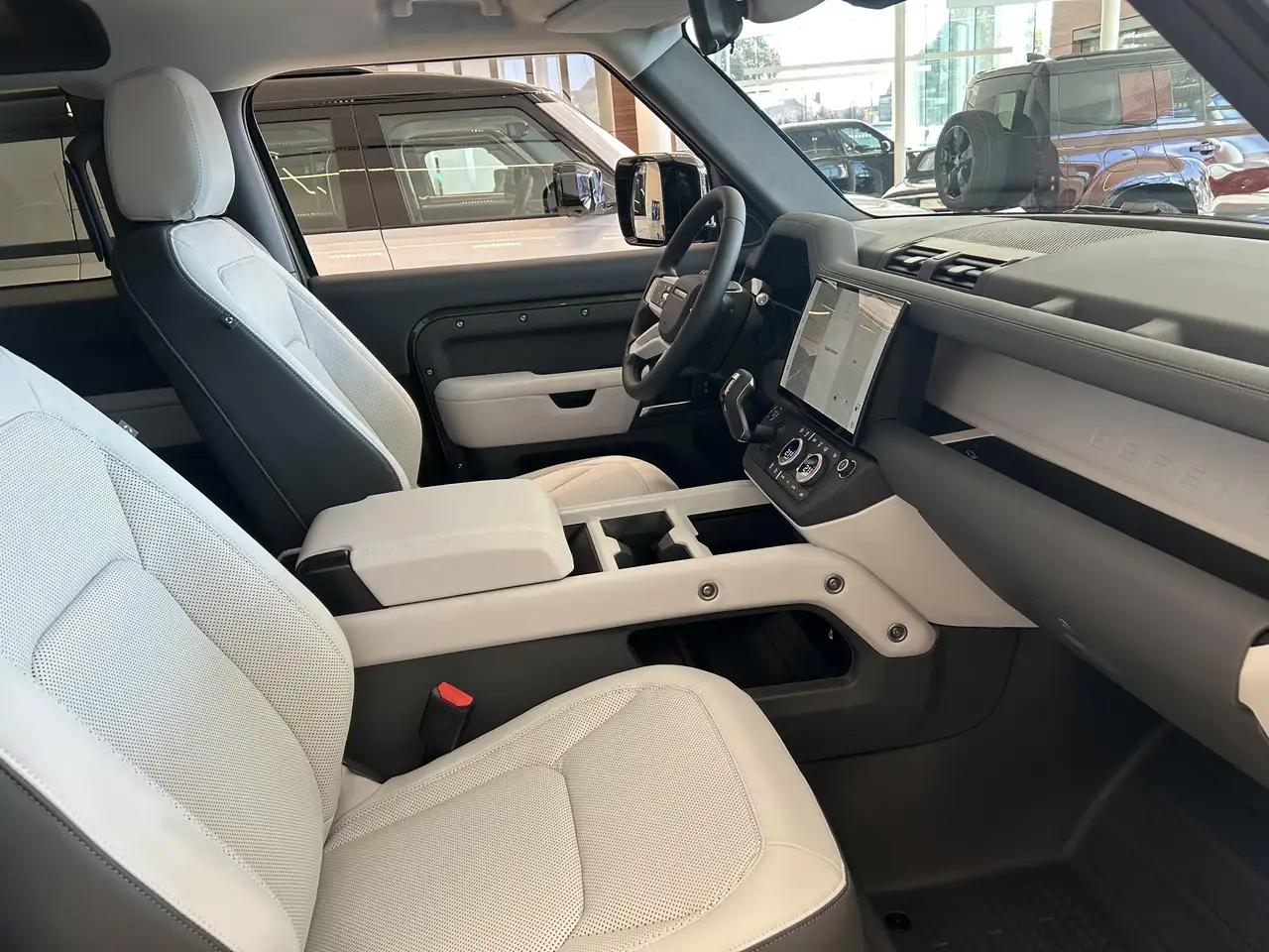 Land Rover Defender X-DYNAMIC SE Lichte Vracht — foto 3