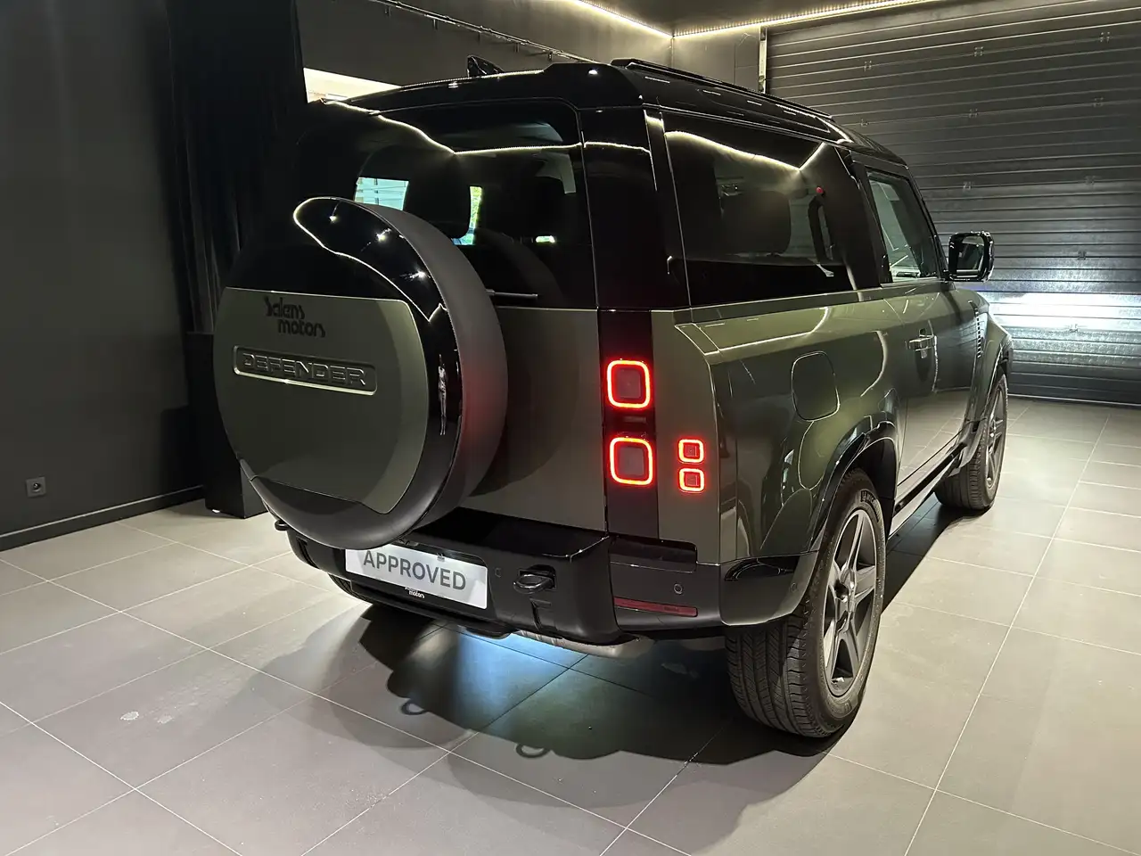 Land Rover Defender X-DYNAMIC SE Lichte Vracht — foto 2