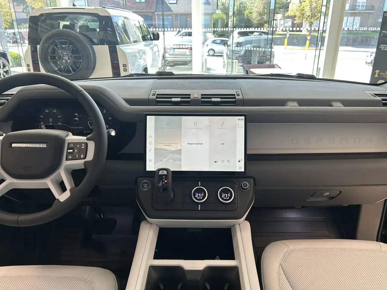 Land Rover Defender X-DYNAMIC SE Lichte Vracht — foto 4