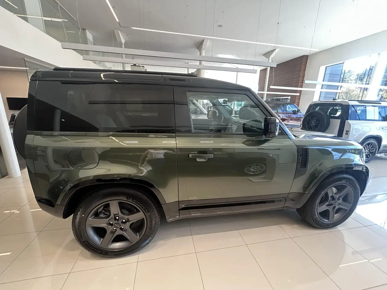 Land Rover Defender X-DYNAMIC SE Lichte Vracht — foto 6