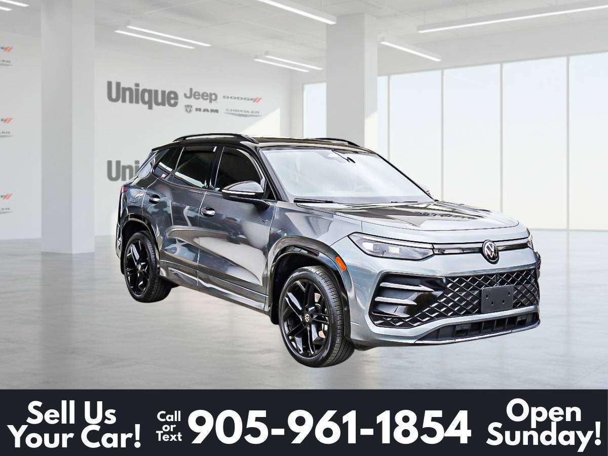 2026 Volkswagen Tiguan Comfortline R-Line Black Edition AWD| PANO ROOF|