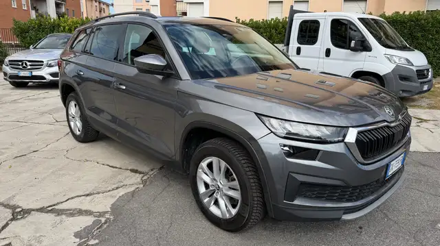 Skoda Kodiaq view 3