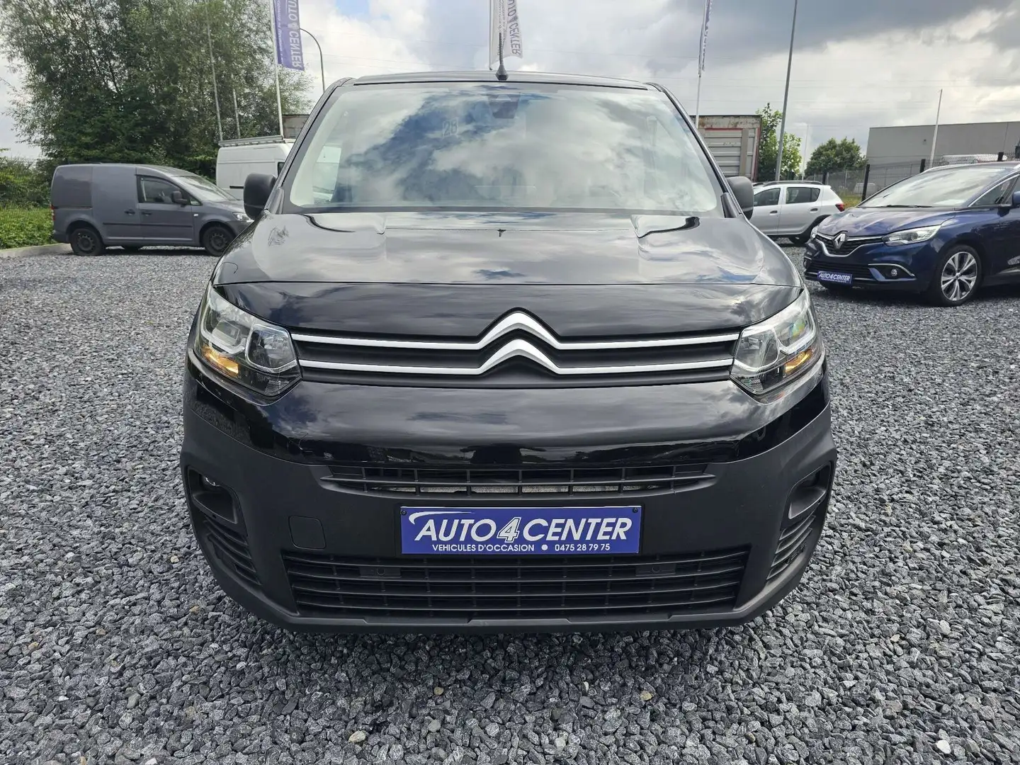 Citroen Berlingo 1.5 BlueHDi TVAC // BOITE AUTO / GARANTIE 1 AN // Noir - 2