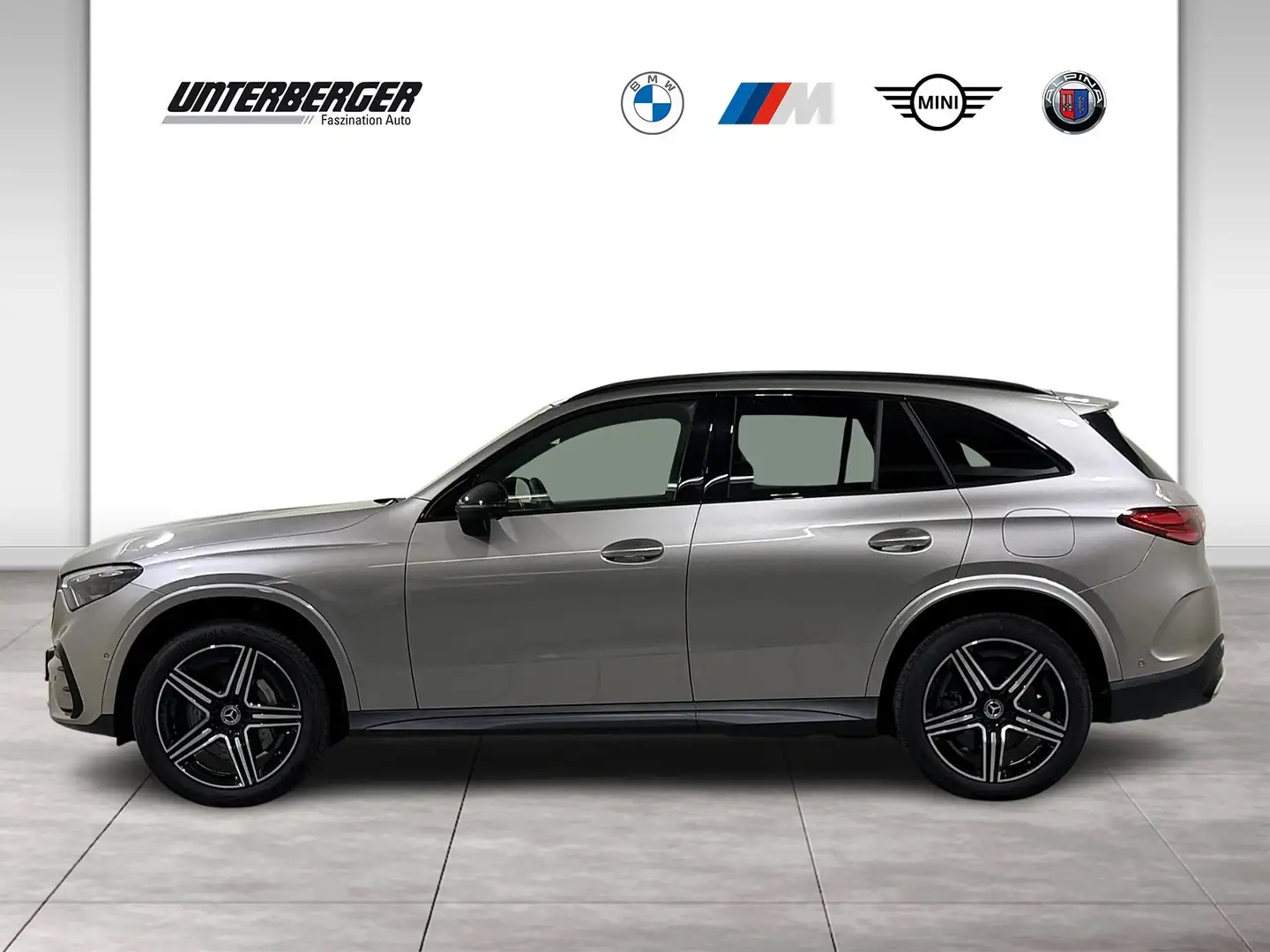 Mercedes-Benz GLC 300 e 4M 9G AMG Line Advanced Plus AHK Night Grau - 2