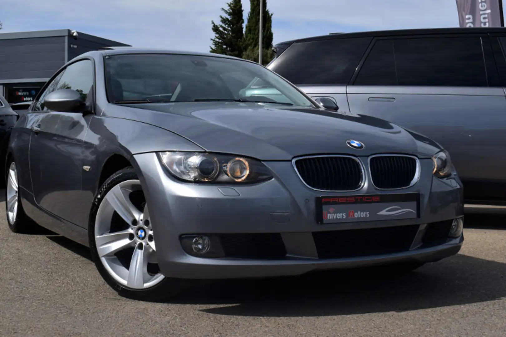 BMW 320 (E92) 320I 170CH SPORT Gris - 1