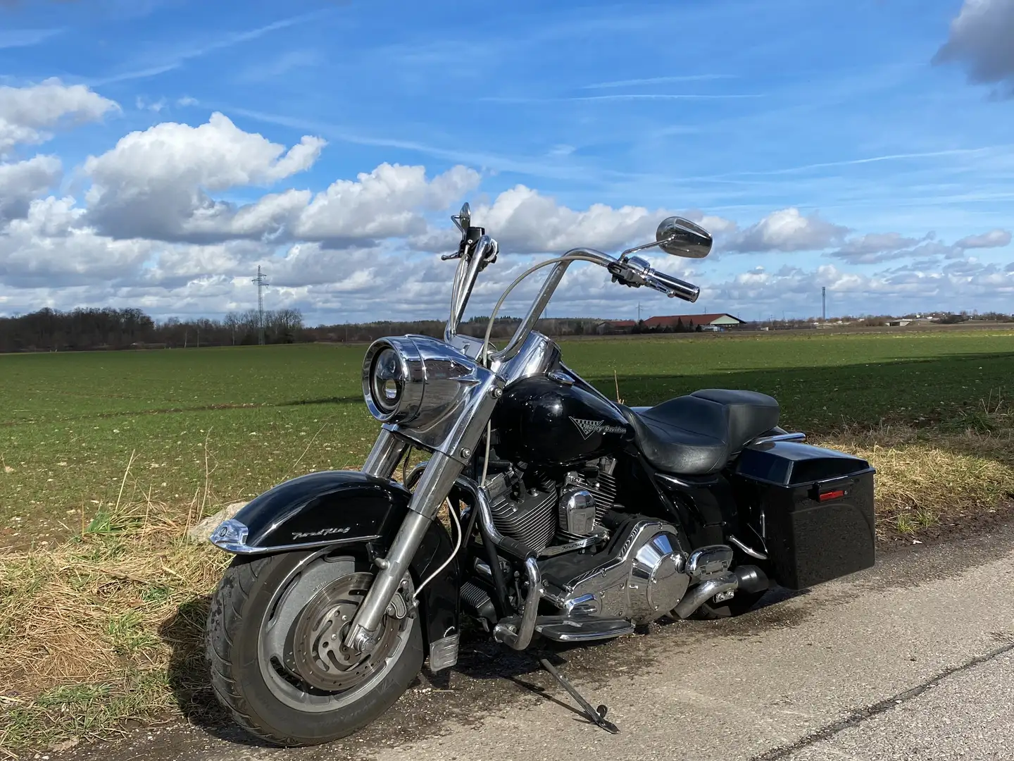 Harley-Davidson Road King FLHRSI Schwarz - 1
