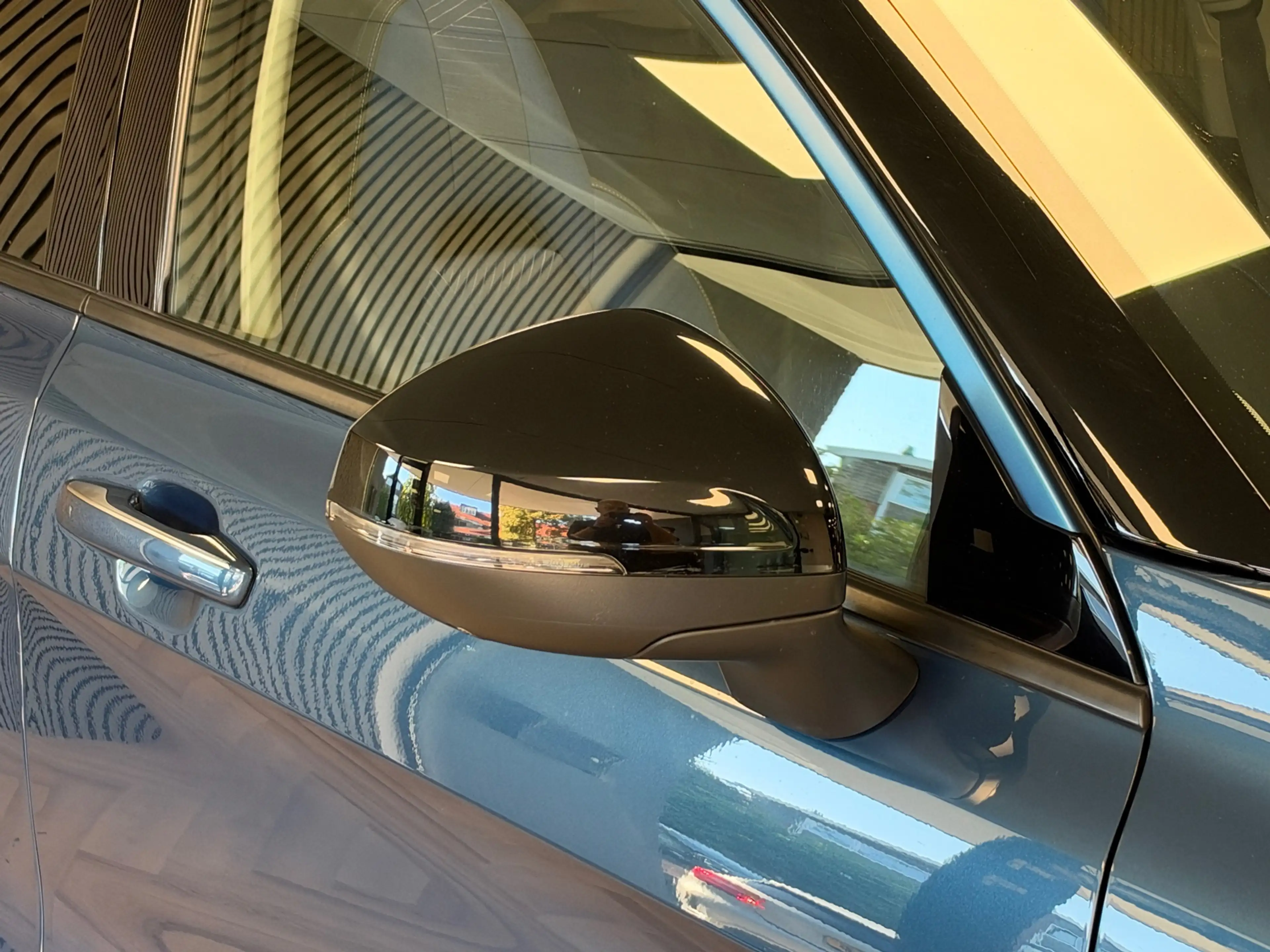 Lynk & Co 01 261PK PLUG-IN HYBRIDE PANORAMADAK AIRCO CAMERA CRU — photo 8