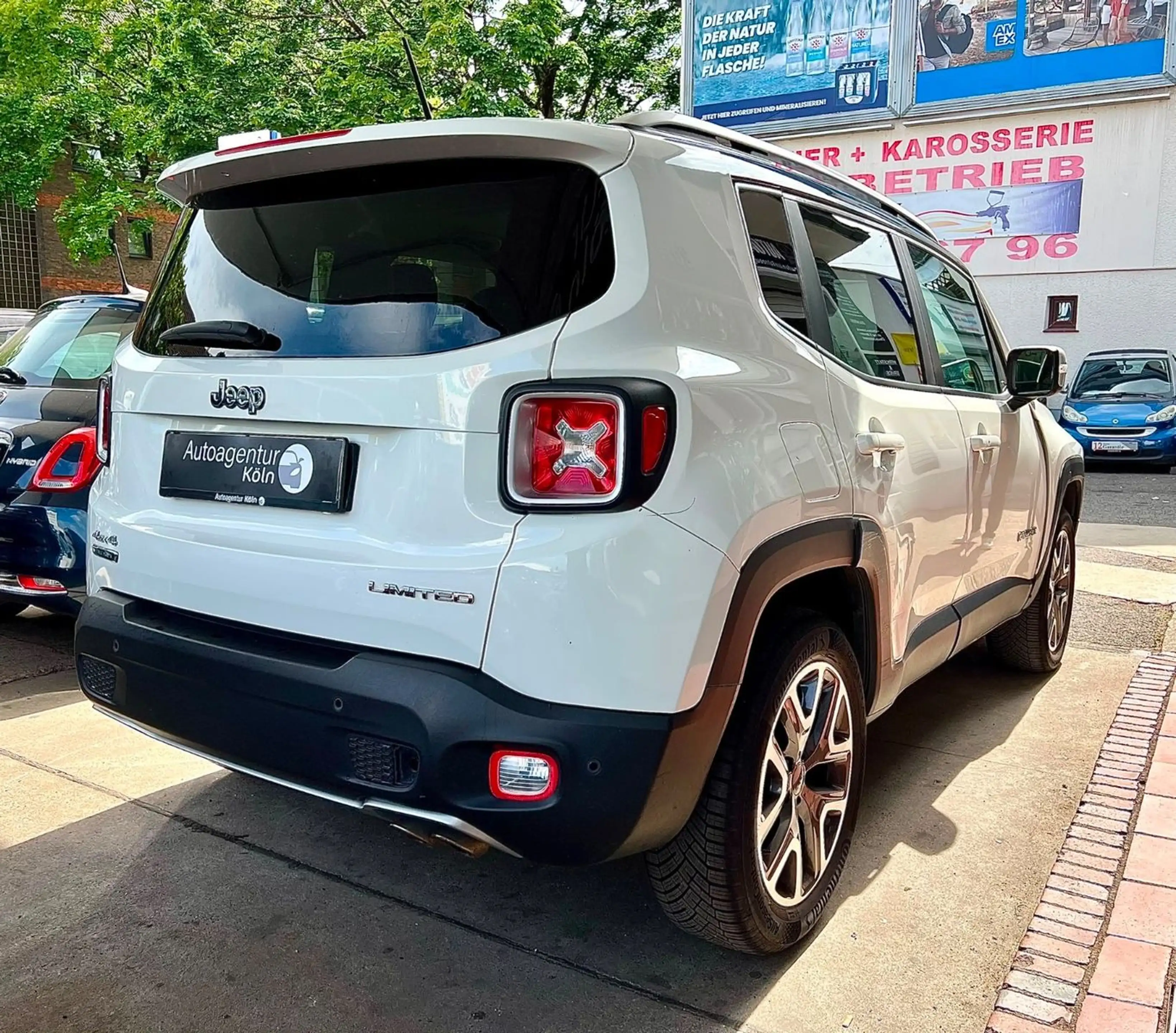 Jeep Renegade 2.0 MultiJet D Opening Edition 4x4 — photo 4