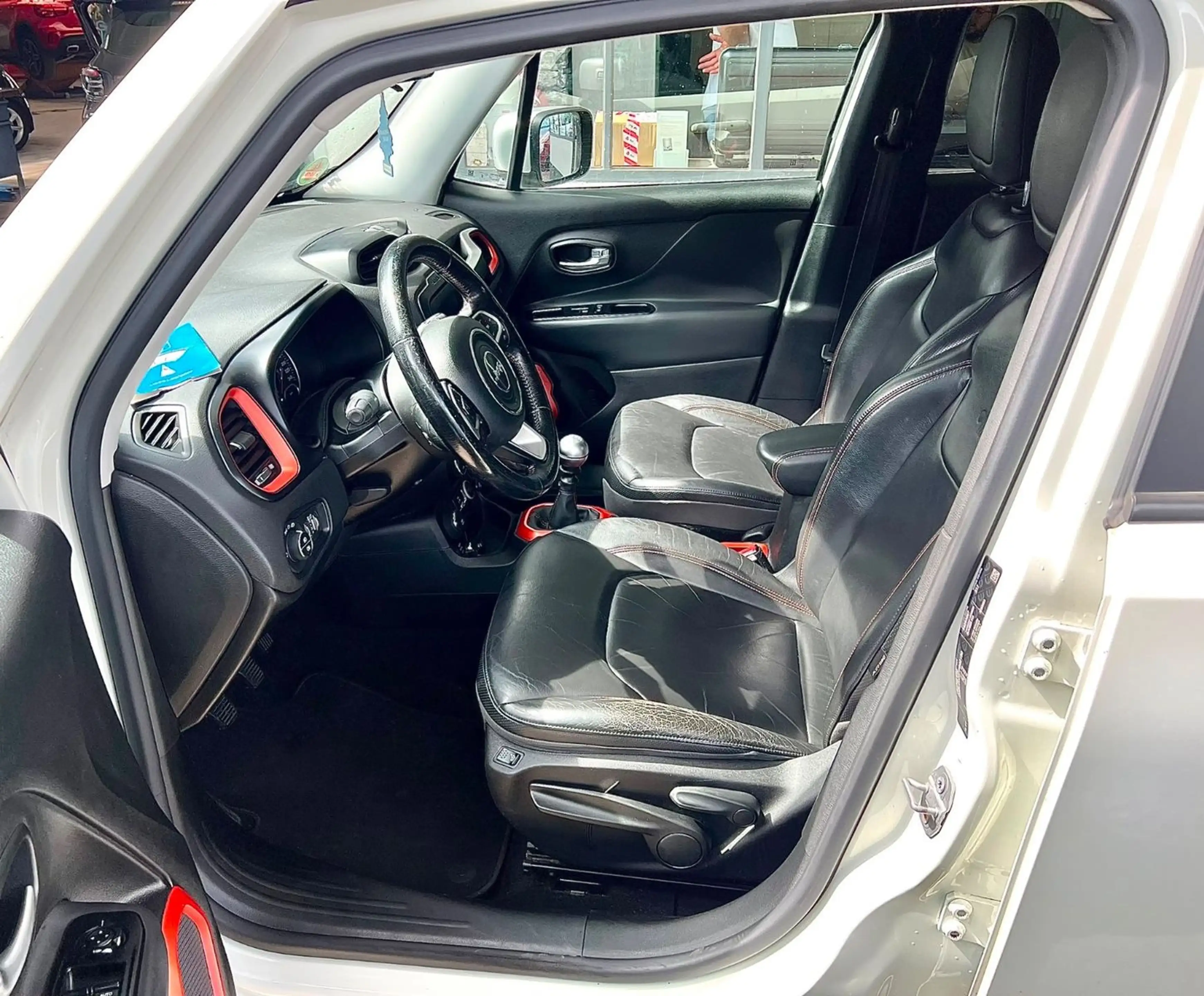 Jeep Renegade 2.0 MultiJet D Opening Edition 4x4 — photo 7
