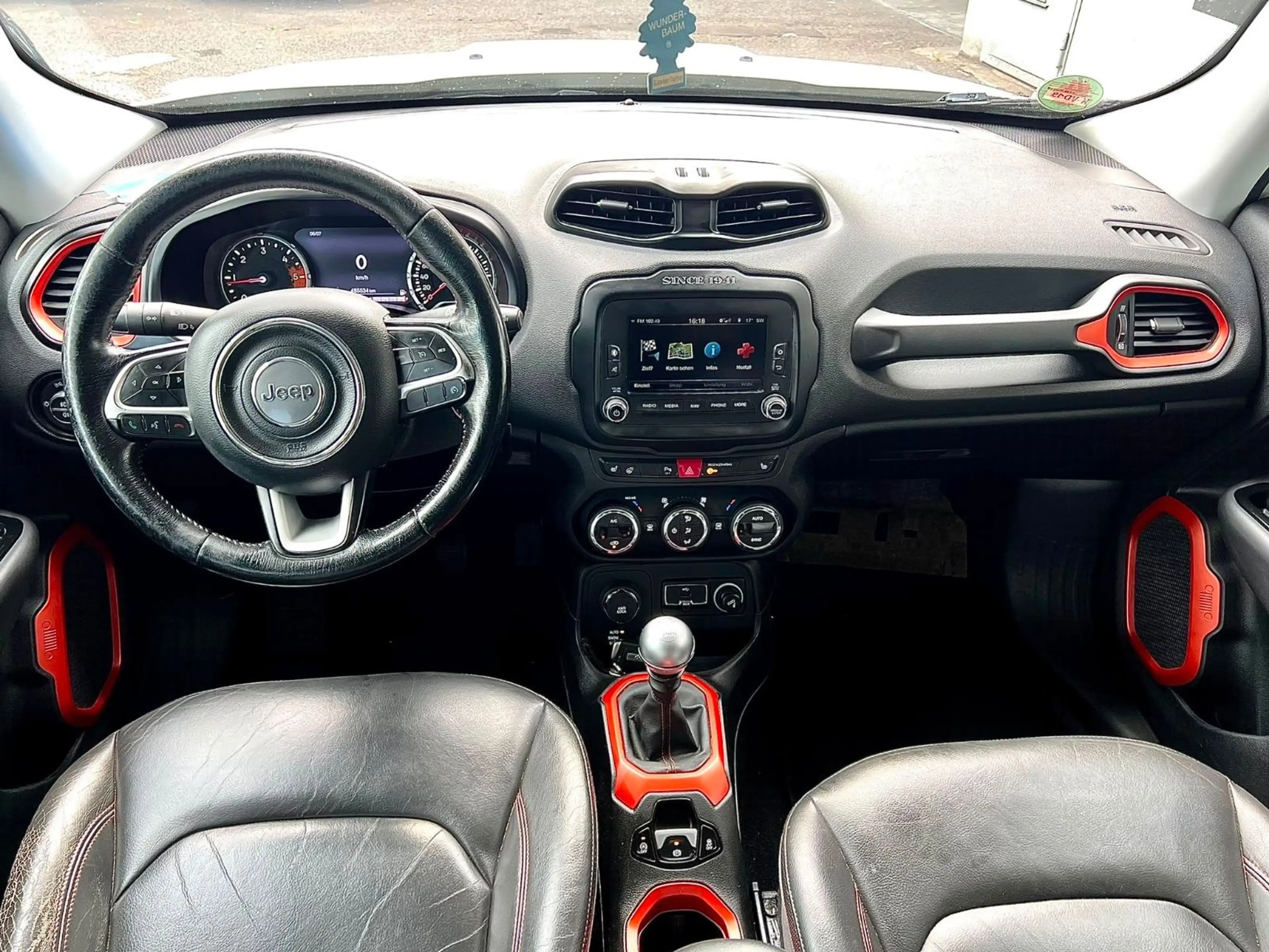 Jeep Renegade 2.0 MultiJet D Opening Edition 4x4 — photo 11