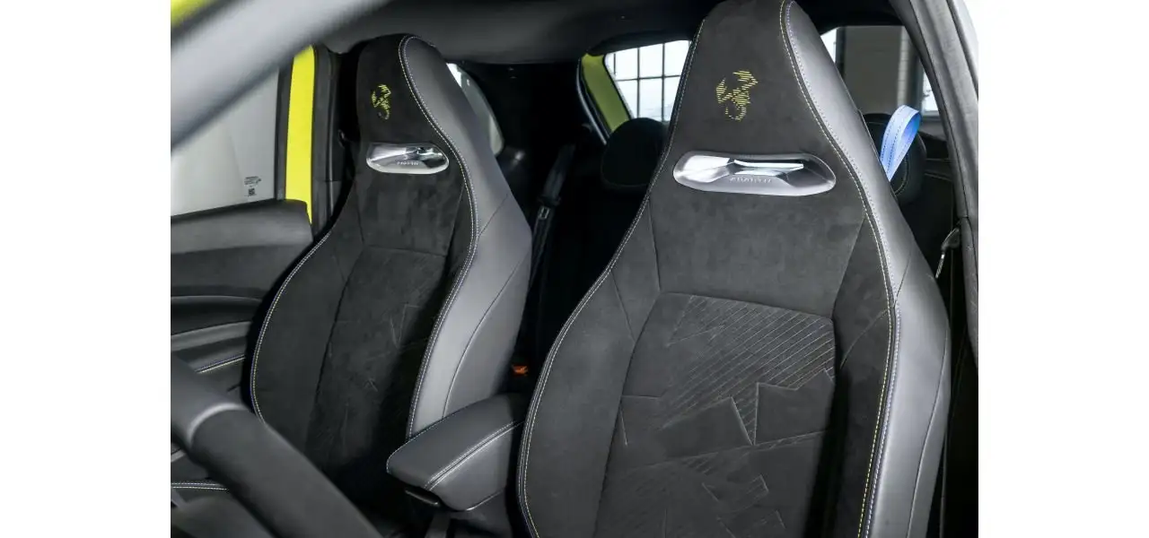 Abarth 500C 2023 — фото 15