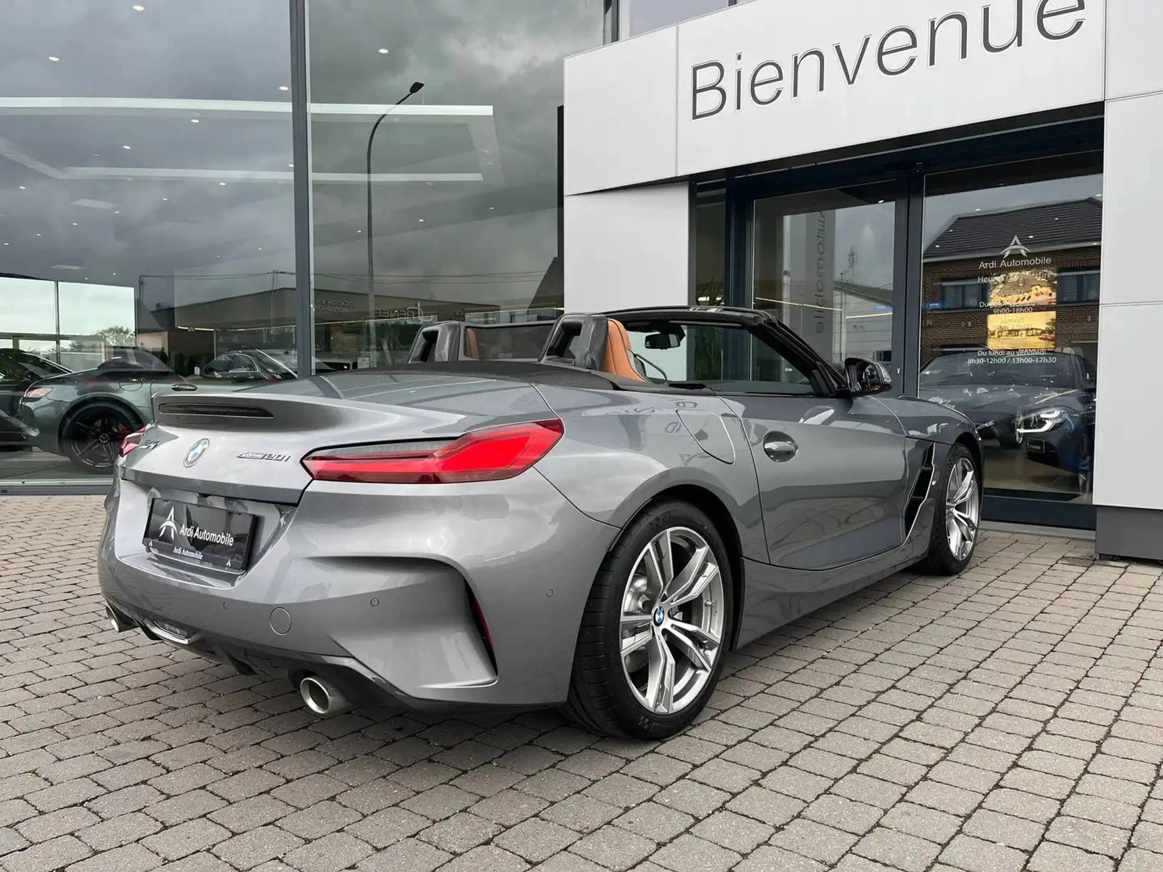 BMW Z4 2.0iAS sDrive20i *GARANTIE*1ER PROPRIETAIRE*CARPLAY*SIEGE CHAUFF* — photo 4