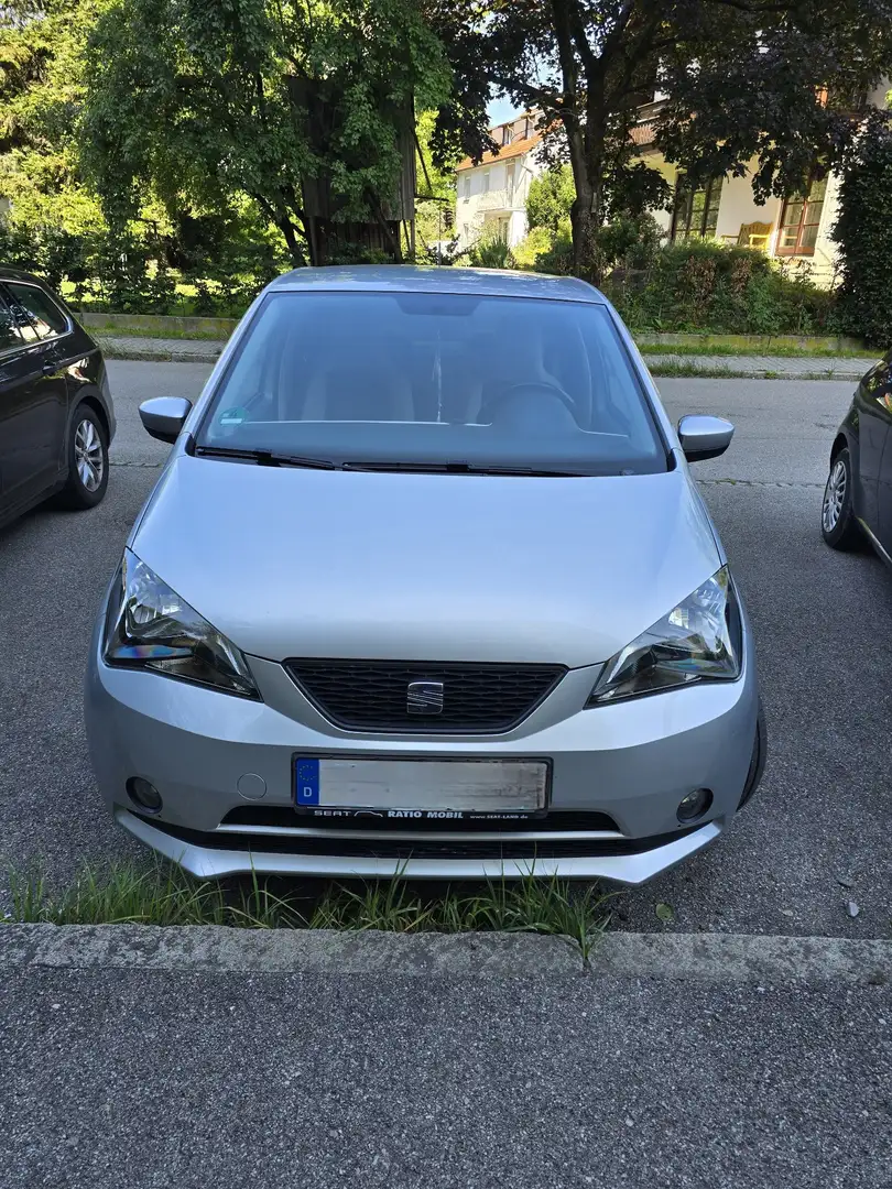 SEAT Mii 1.0 Automatik Style Silber - 1