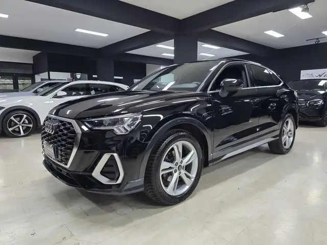 Audi Q3 Q3 I 2024 Sportback Sportback 35 2.0 tdi S-line s-