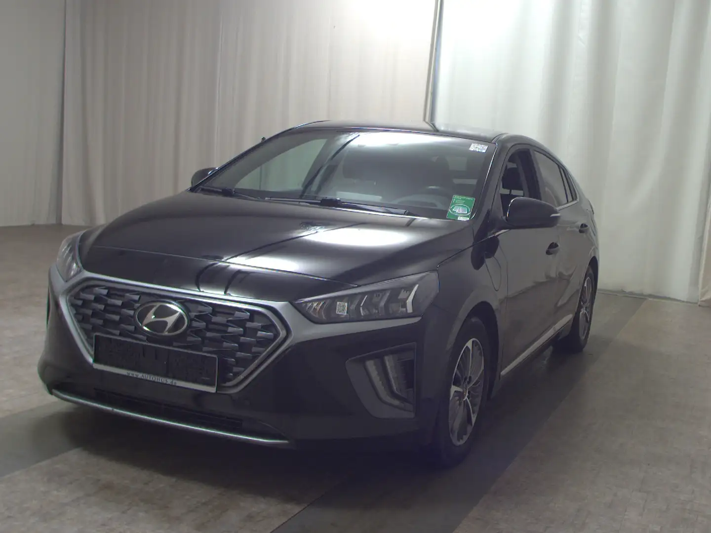 Hyundai IONIQ 1.6 GDI Hybrid Navi LED Leder RFK Sound Schwarz - 2