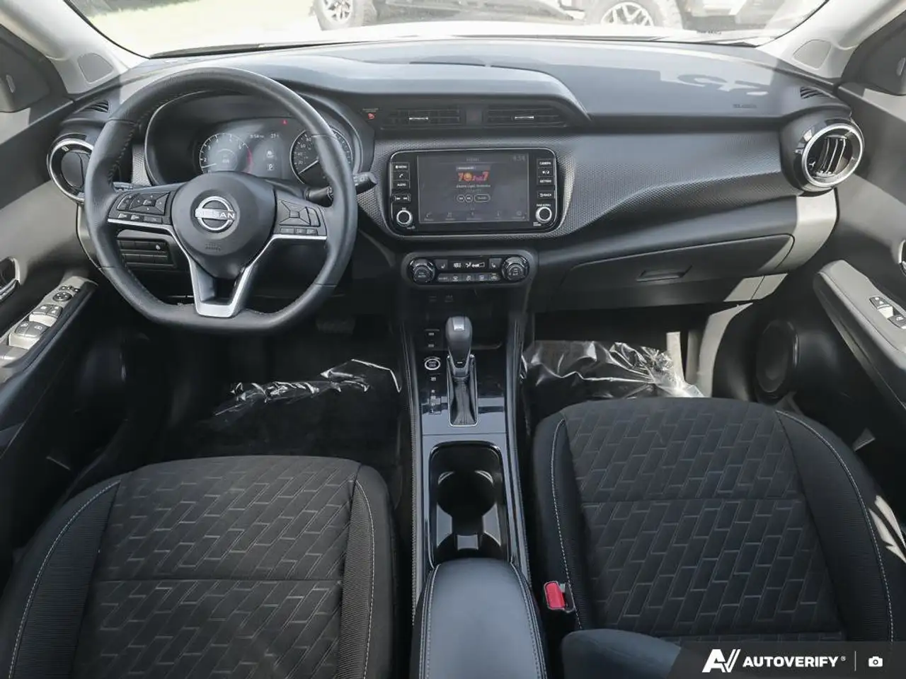 Nissan Kicks снимка Nissan Kicks