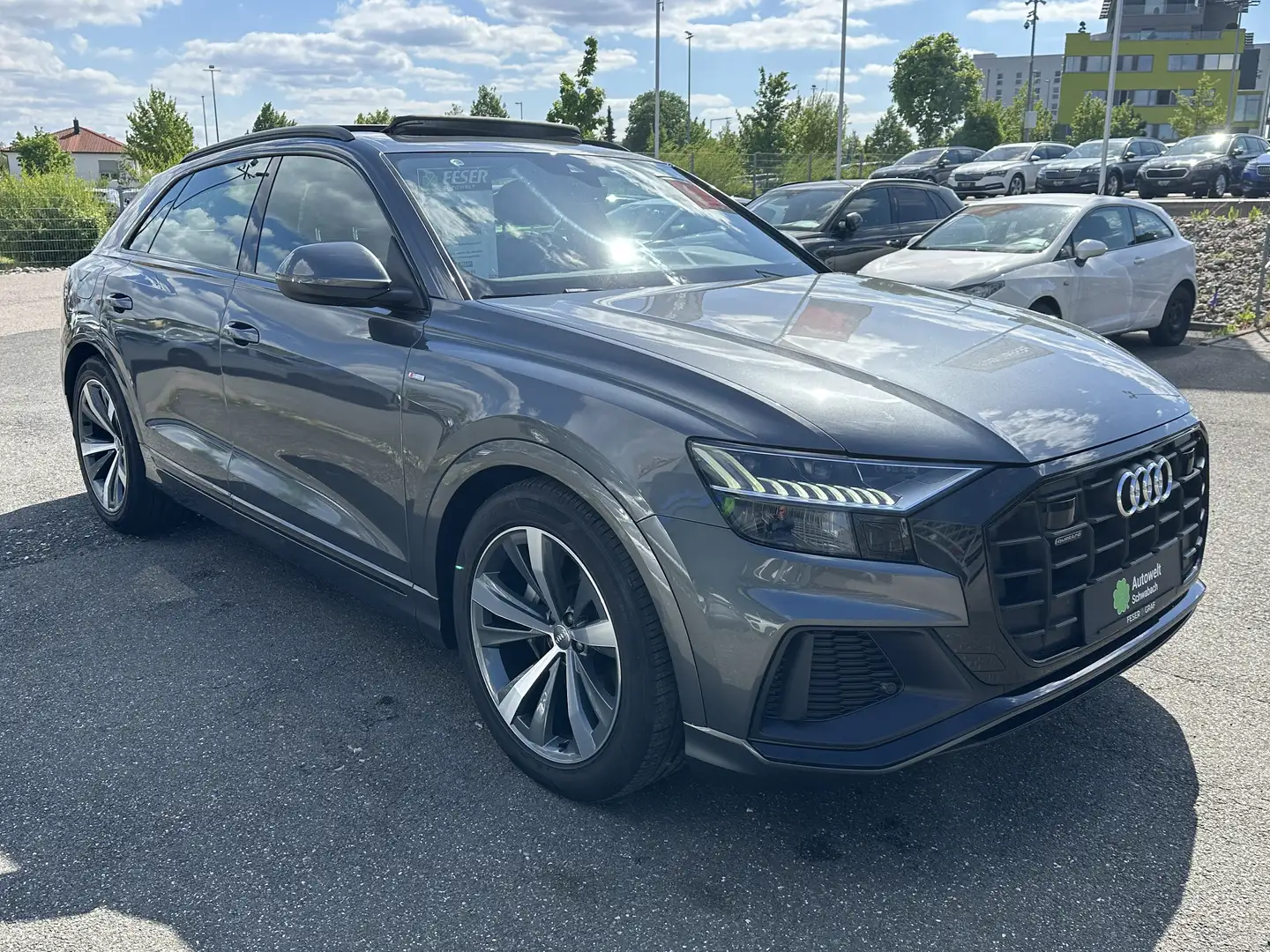 Audi Q8 3.0 TDI qu S line AHK PANO KAM MATRIX ACC 21" Grigio - 2
