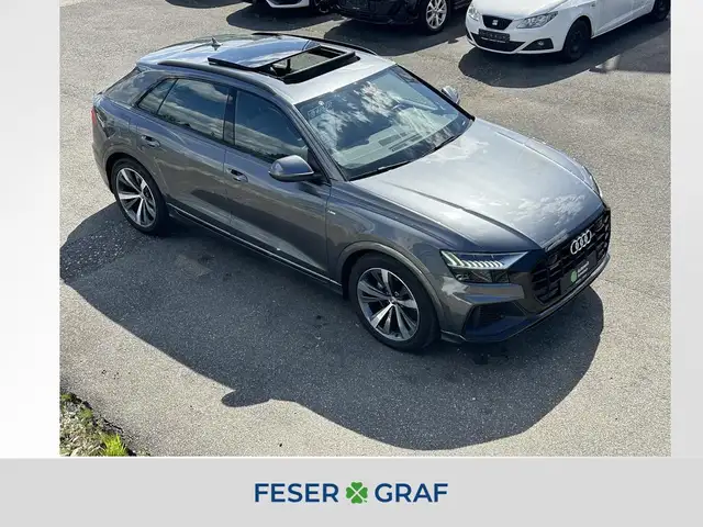 Audi Q8 3.0 TDI qu S line AHK PANO KAM MATRIX ACC 21"