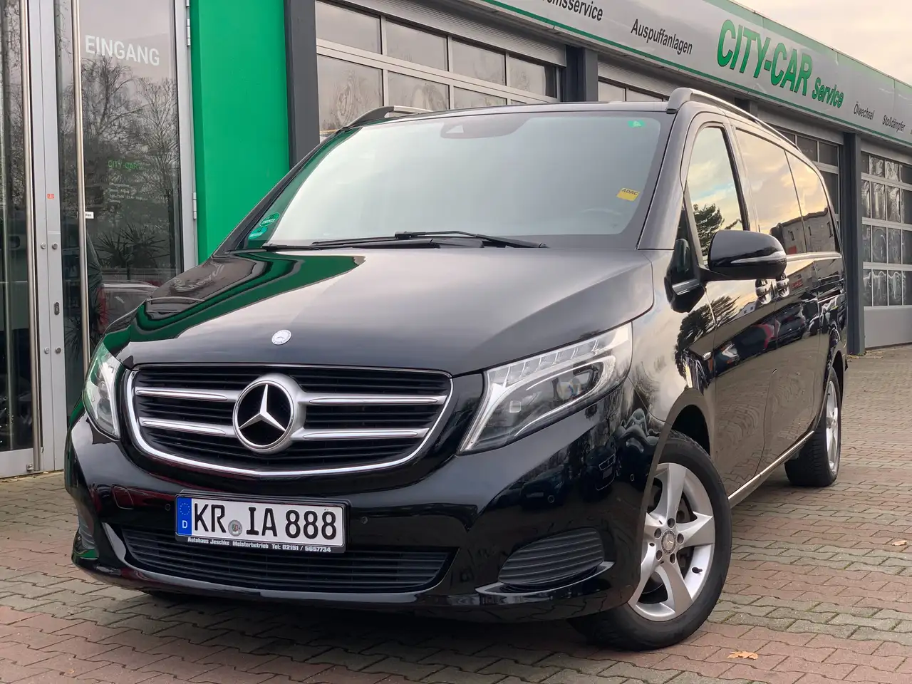 Mercedes-Benz V 200