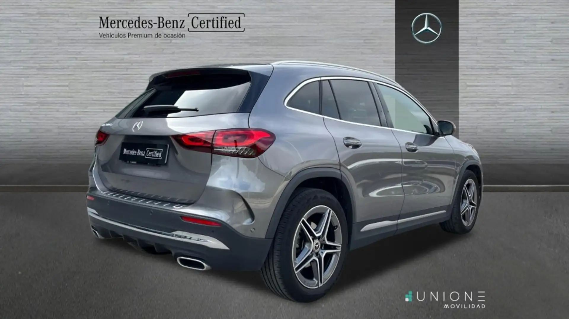 Mercedes-Benz GLA 200 d - 2