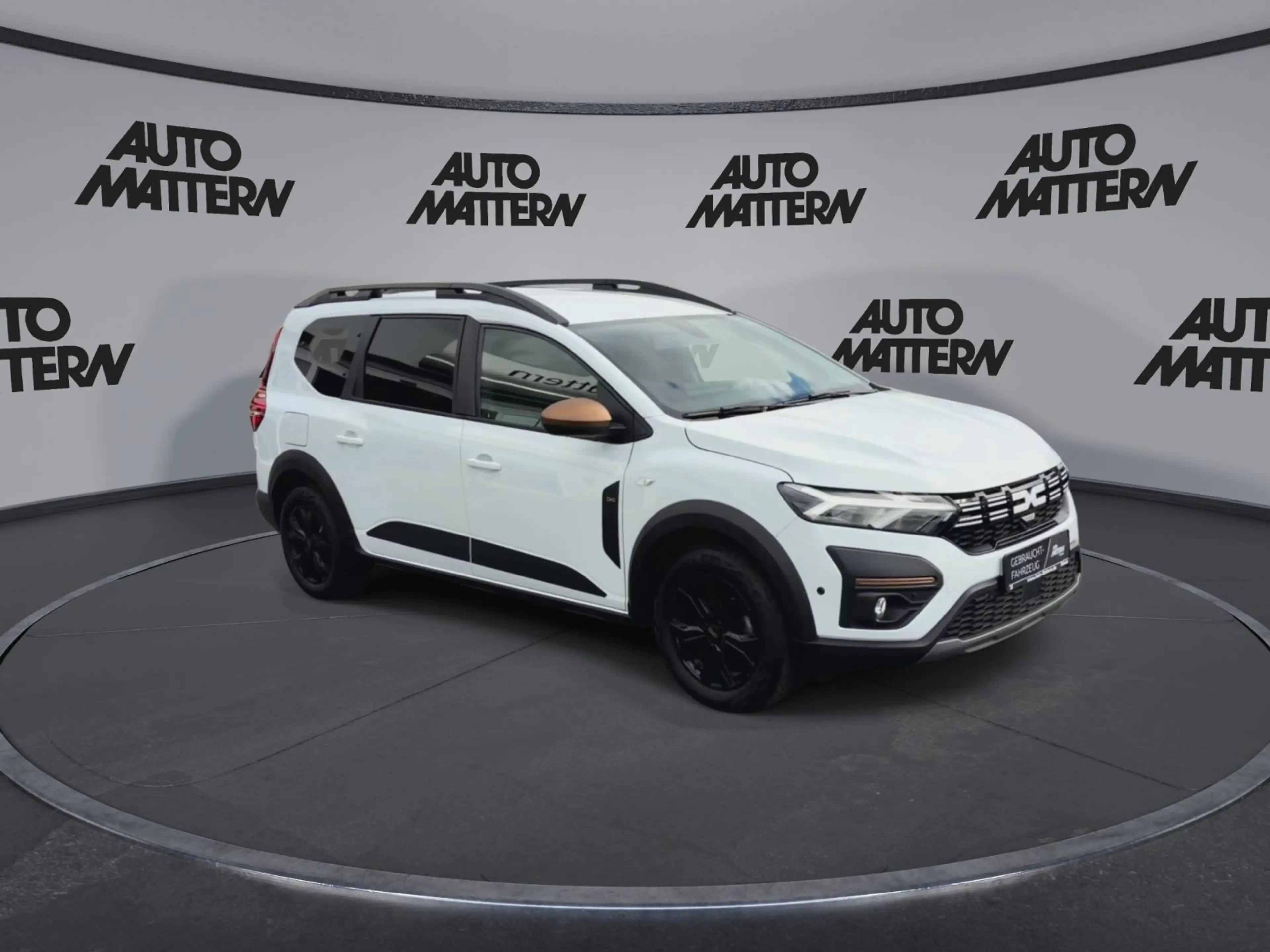 Dacia Jogger 1.0 TCe 110 Extreme+ 7-Spl. — photo 2
