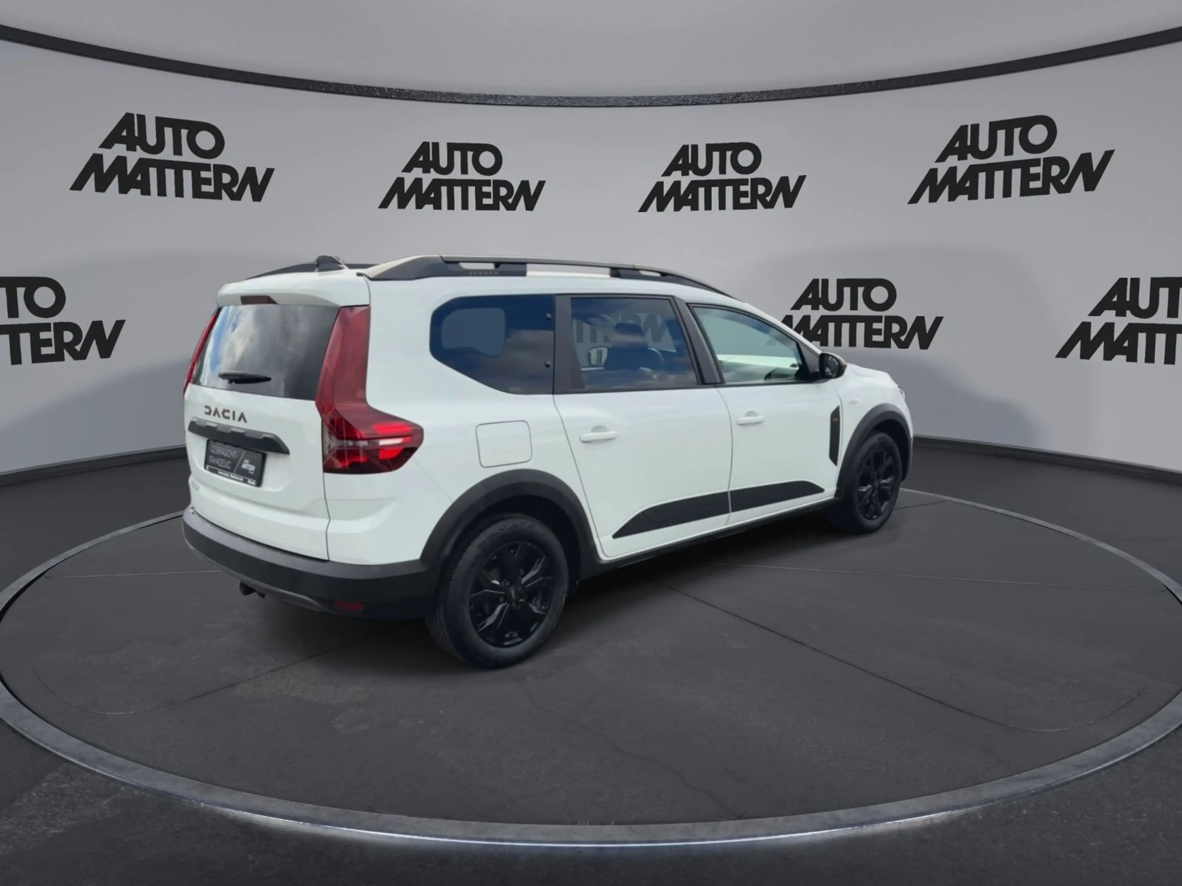 Dacia Jogger 1.0 TCe 110 Extreme+ 7-Spl. — photo 8