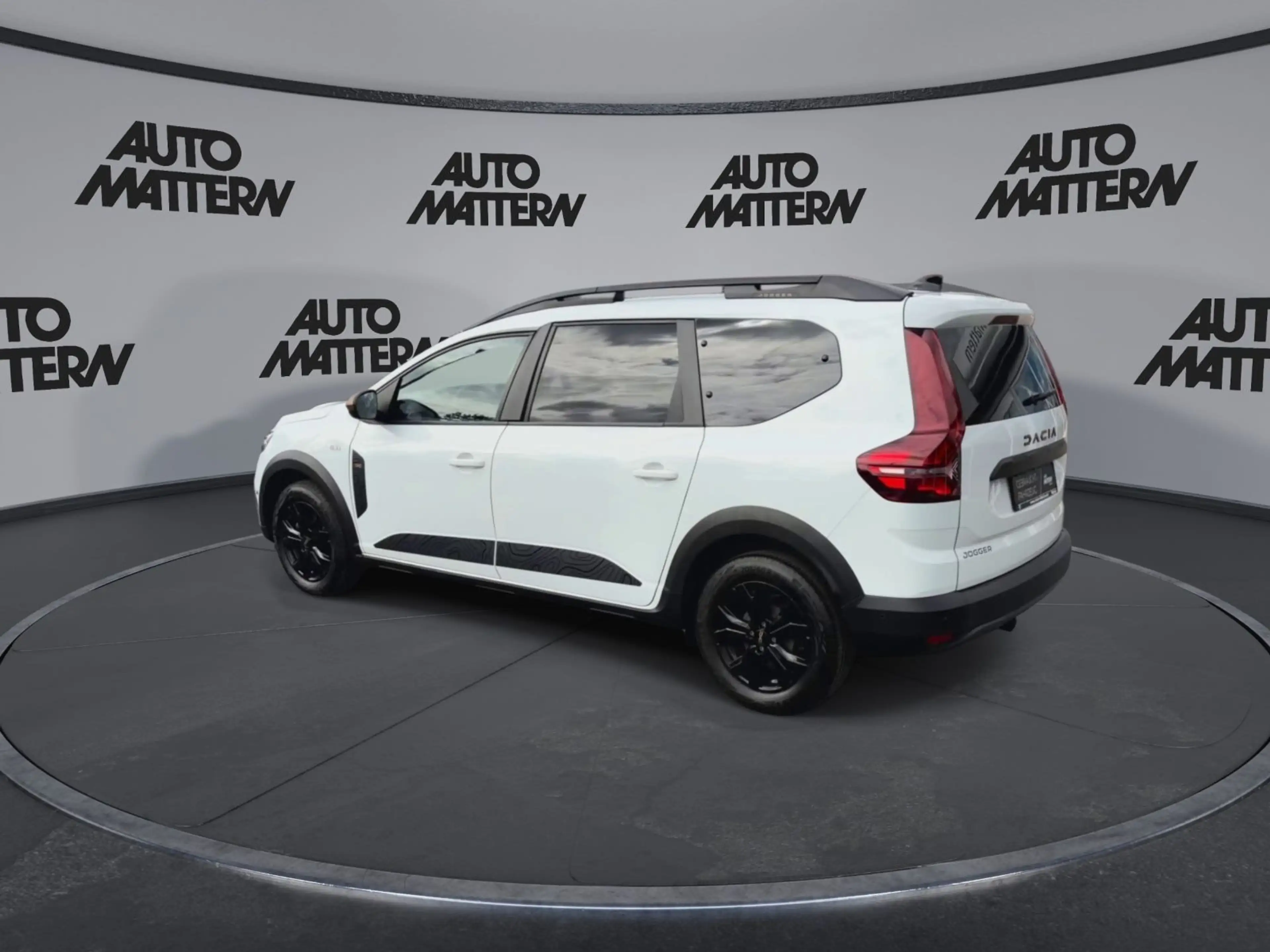 Dacia Jogger 1.0 TCe 110 Extreme+ 7-Spl. — photo 6