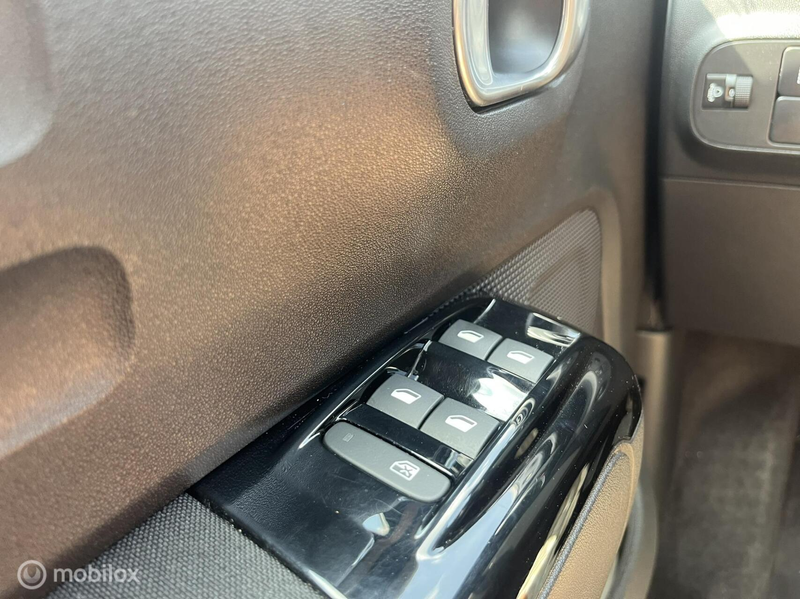 Citroen C3 1.2 PureTech S&S Shine|CARPLAY|STOELVERWAR|CAMERA — photo 13