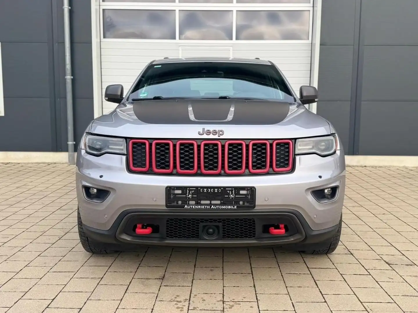 Jeep Grand Cherokee Grand Cherokee 5.7 V8 HEMI Grau - 2