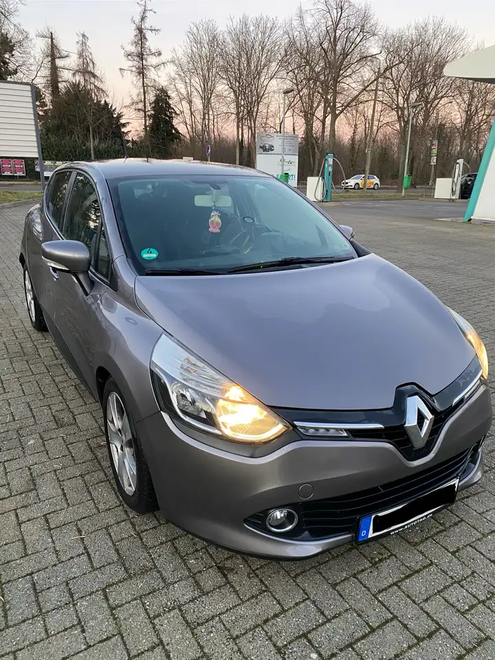 Renault Clio IV dCi 90 Energy eco2 Intens 90g