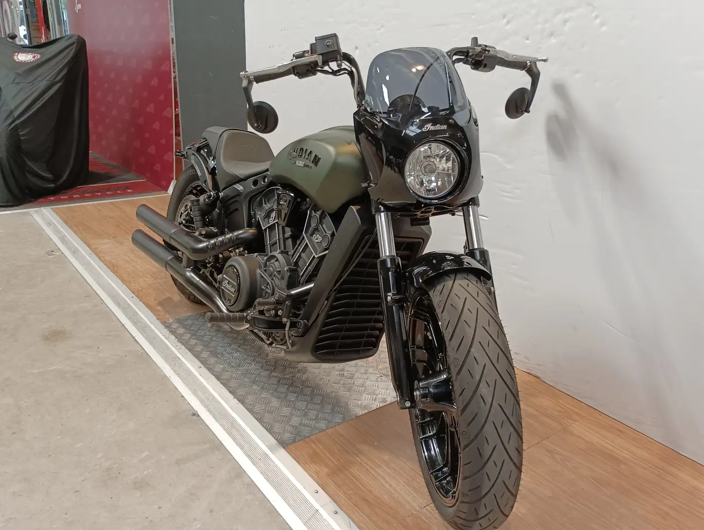 Indian Scout Zelená - 2