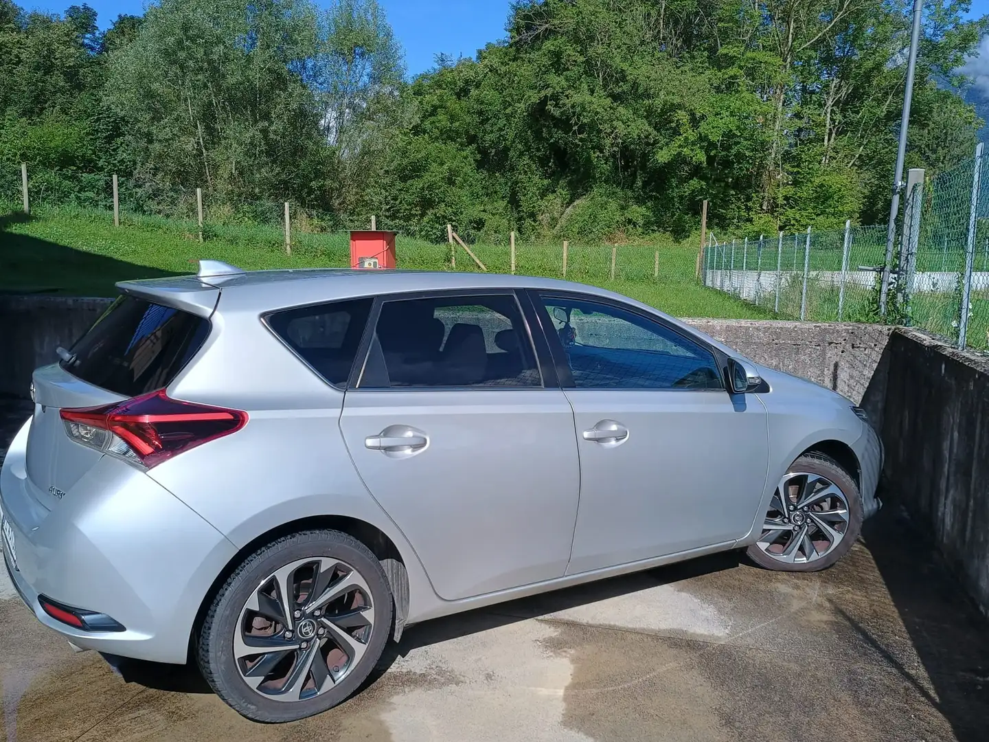 Toyota Auris Auris II 2015 1.6 d-4d Active - 2