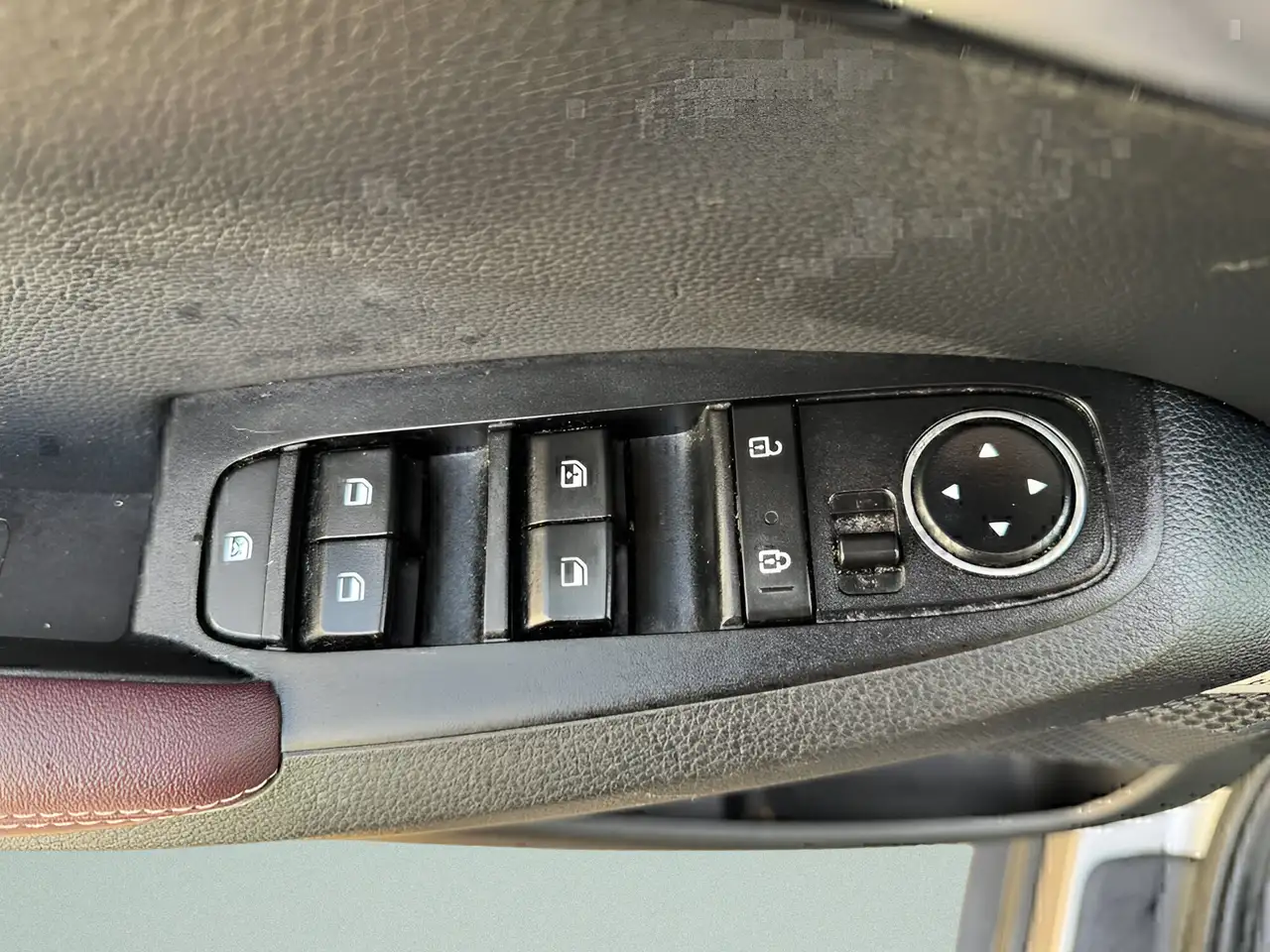 Kia Seltos снимка Kia Seltos