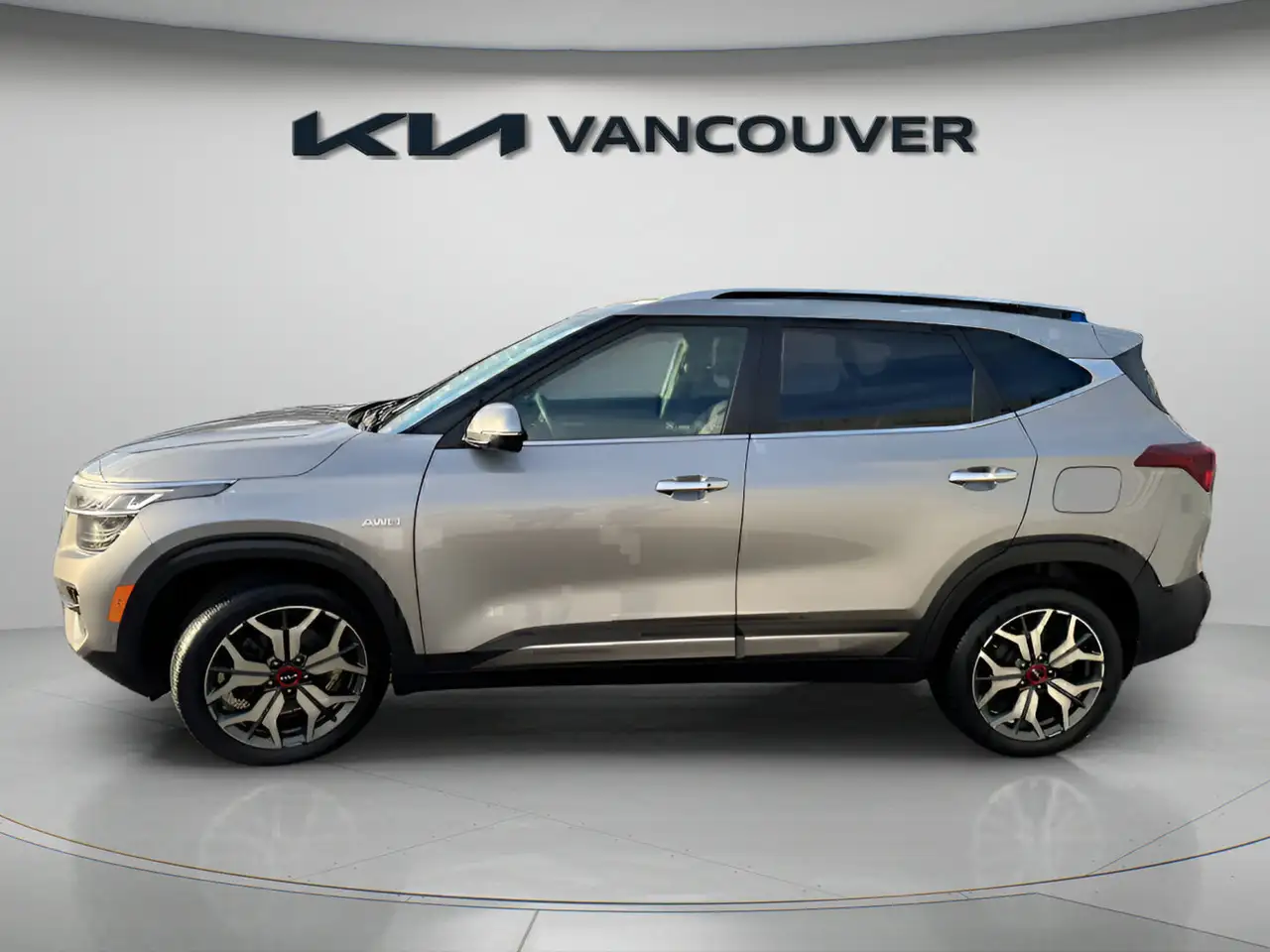 Kia Seltos снимка Kia Seltos