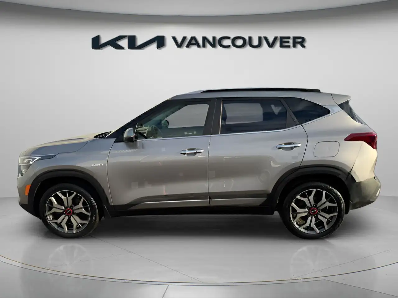Kia Seltos снимка Kia Seltos