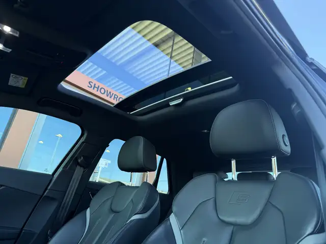 Audi Q2 view 7
