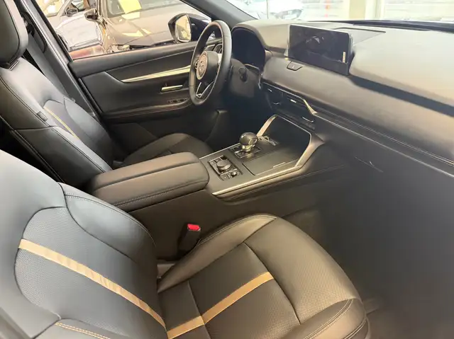 Mazda CX-60 2.5L e-SKYACTIV PHEV AWD HOMURA PLUS Aut. Ansicht 9