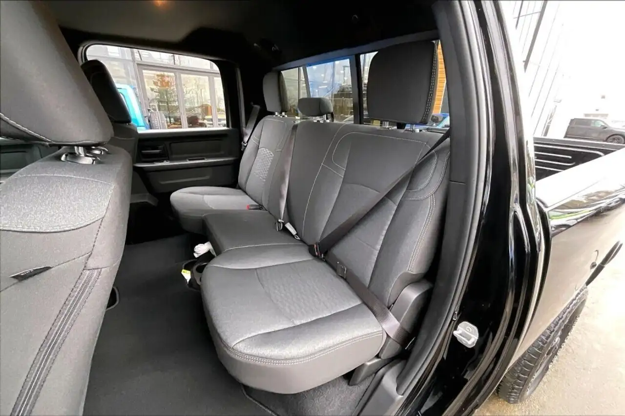 RAM 2500 снимка RAM 2500