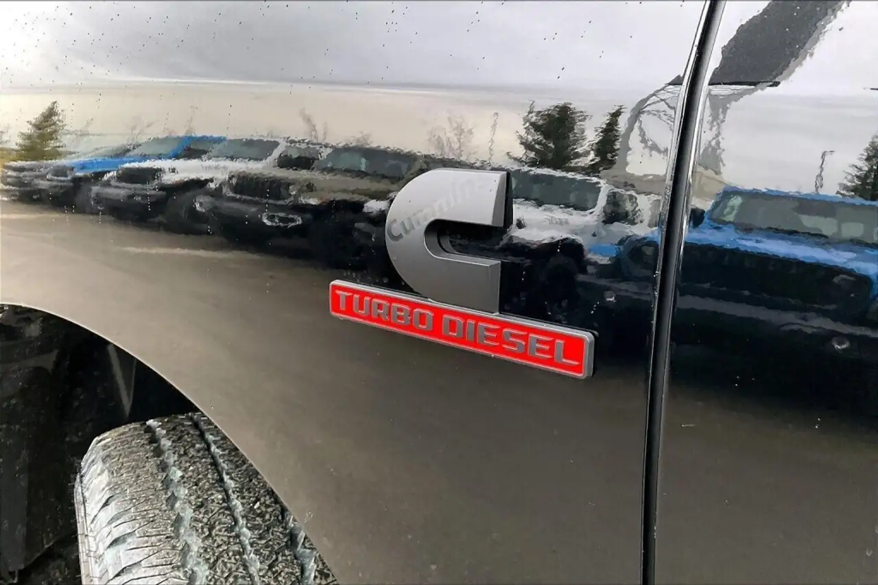 RAM 2500 снимка RAM 2500