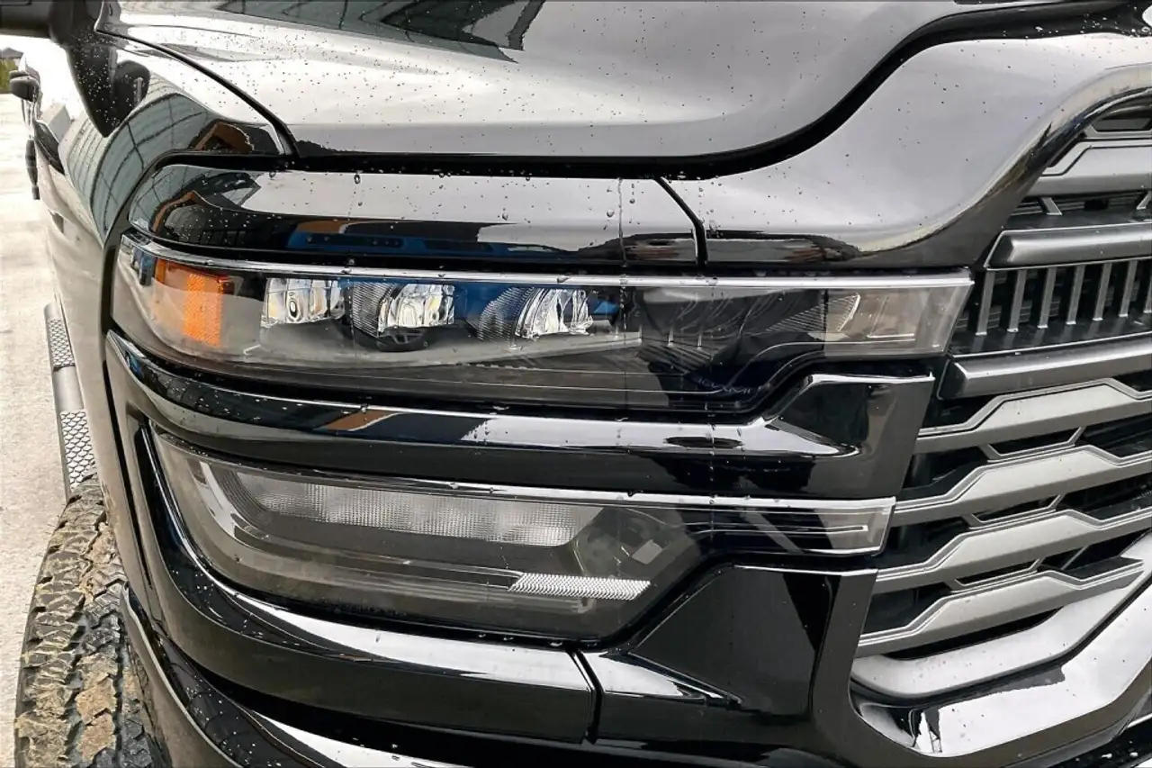 RAM 2500 снимка RAM 2500