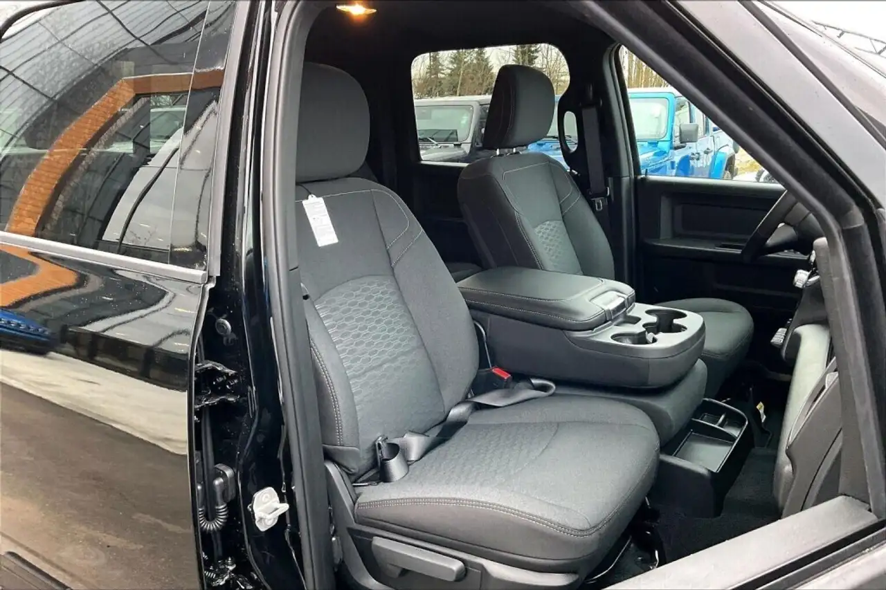 RAM 2500 снимка RAM 2500