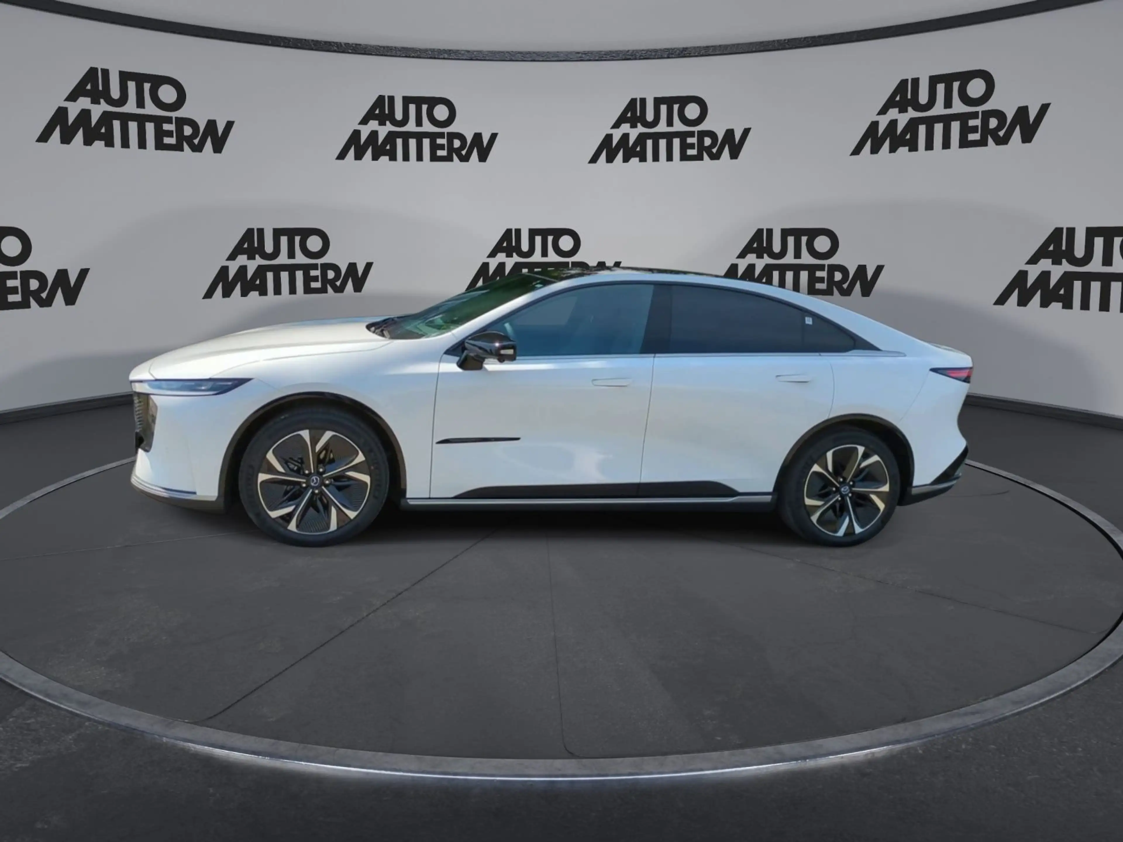 Mazda 6e Mazda 6e EV Takumi — photo 5