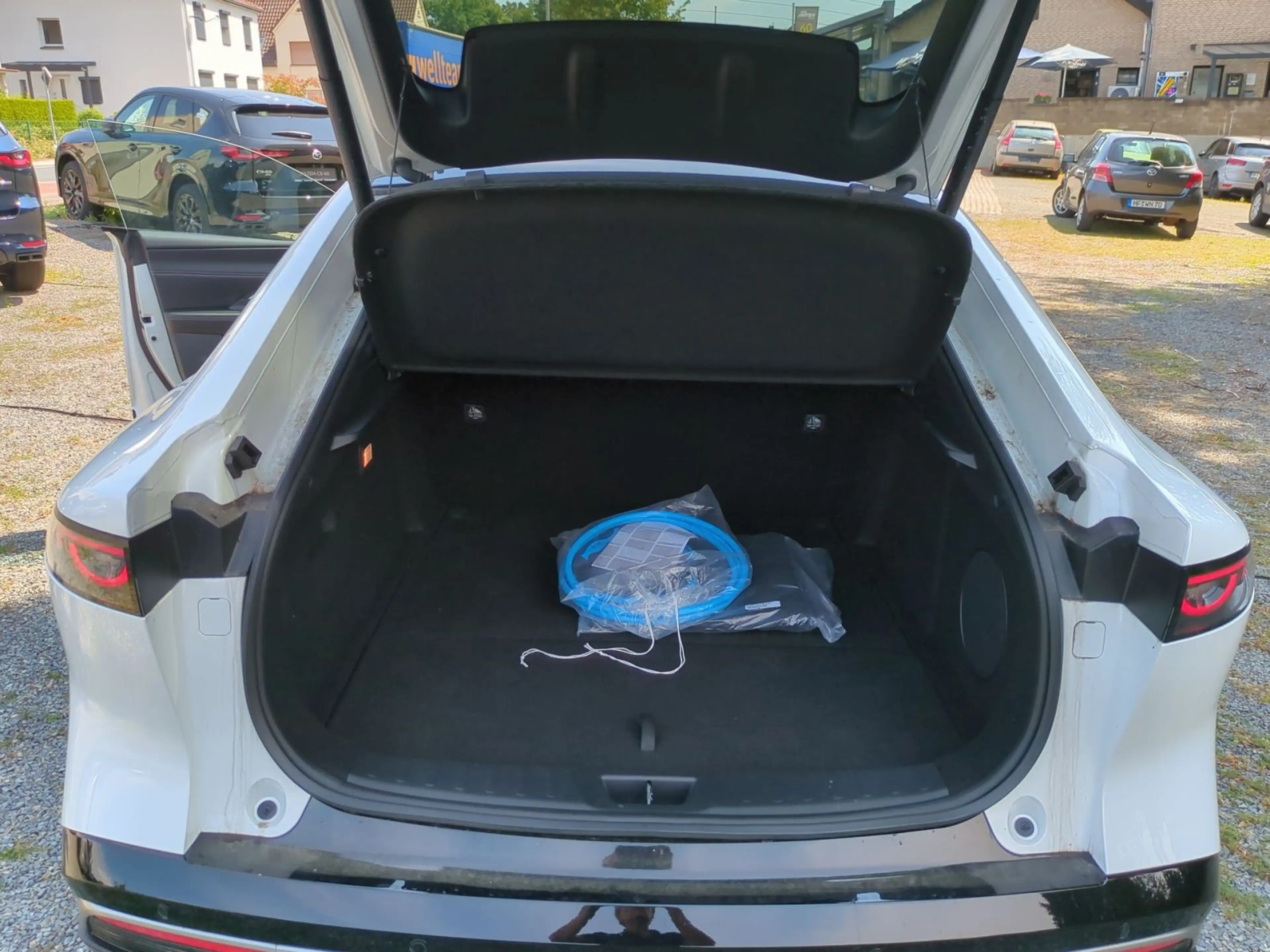Mazda 6e Mazda 6e EV Takumi — photo 10