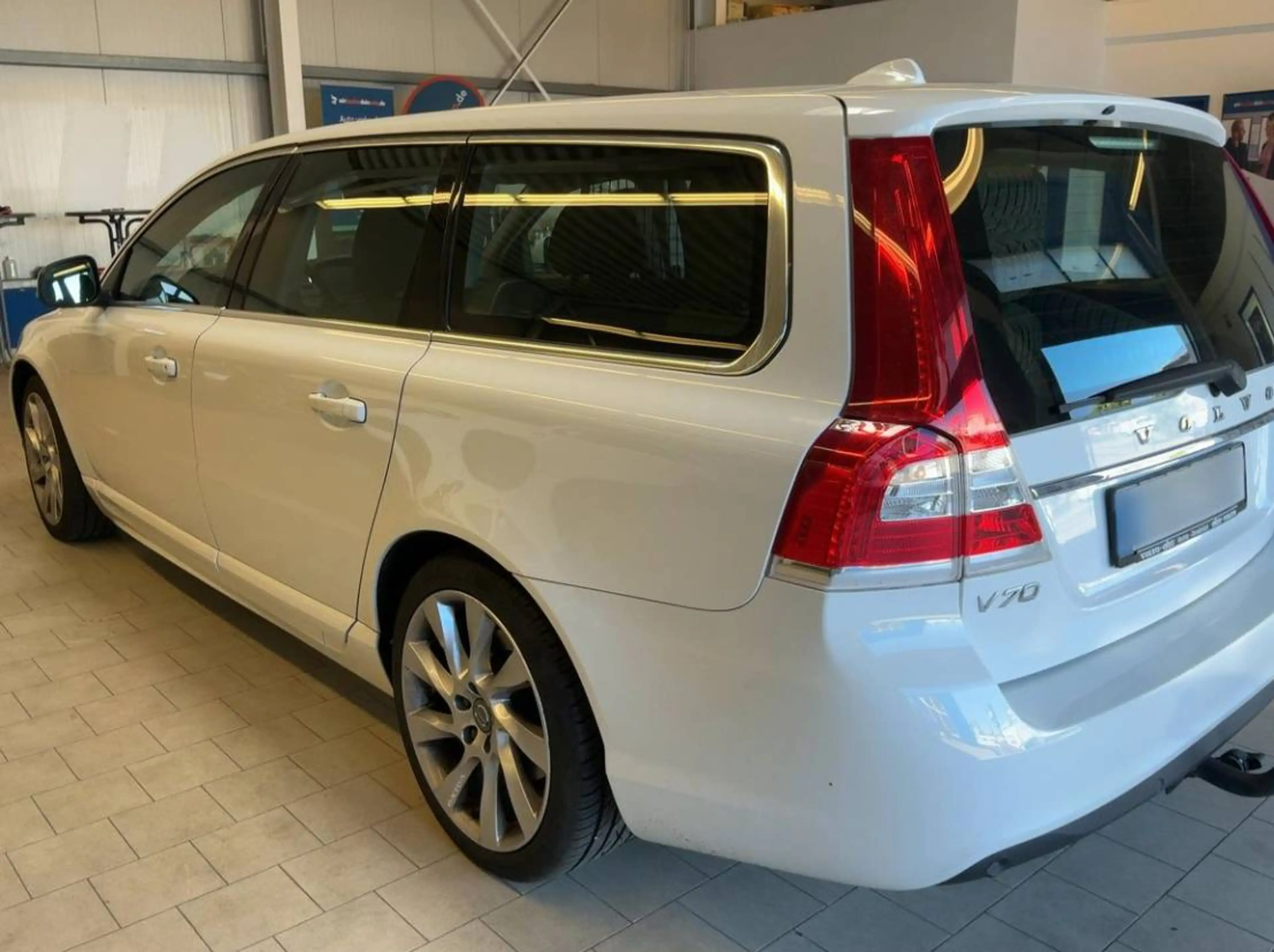 Volvo V70 Linje Classic — photo 4