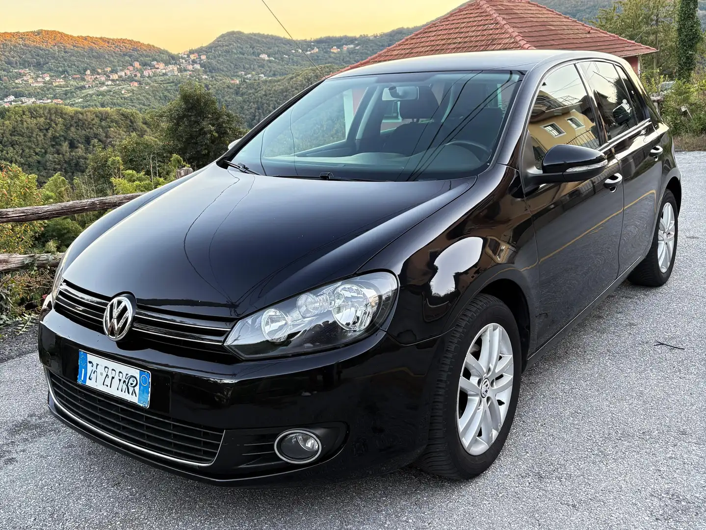 Volkswagen Golf VI 2.0 TDI Higline 110CV Nero - 2